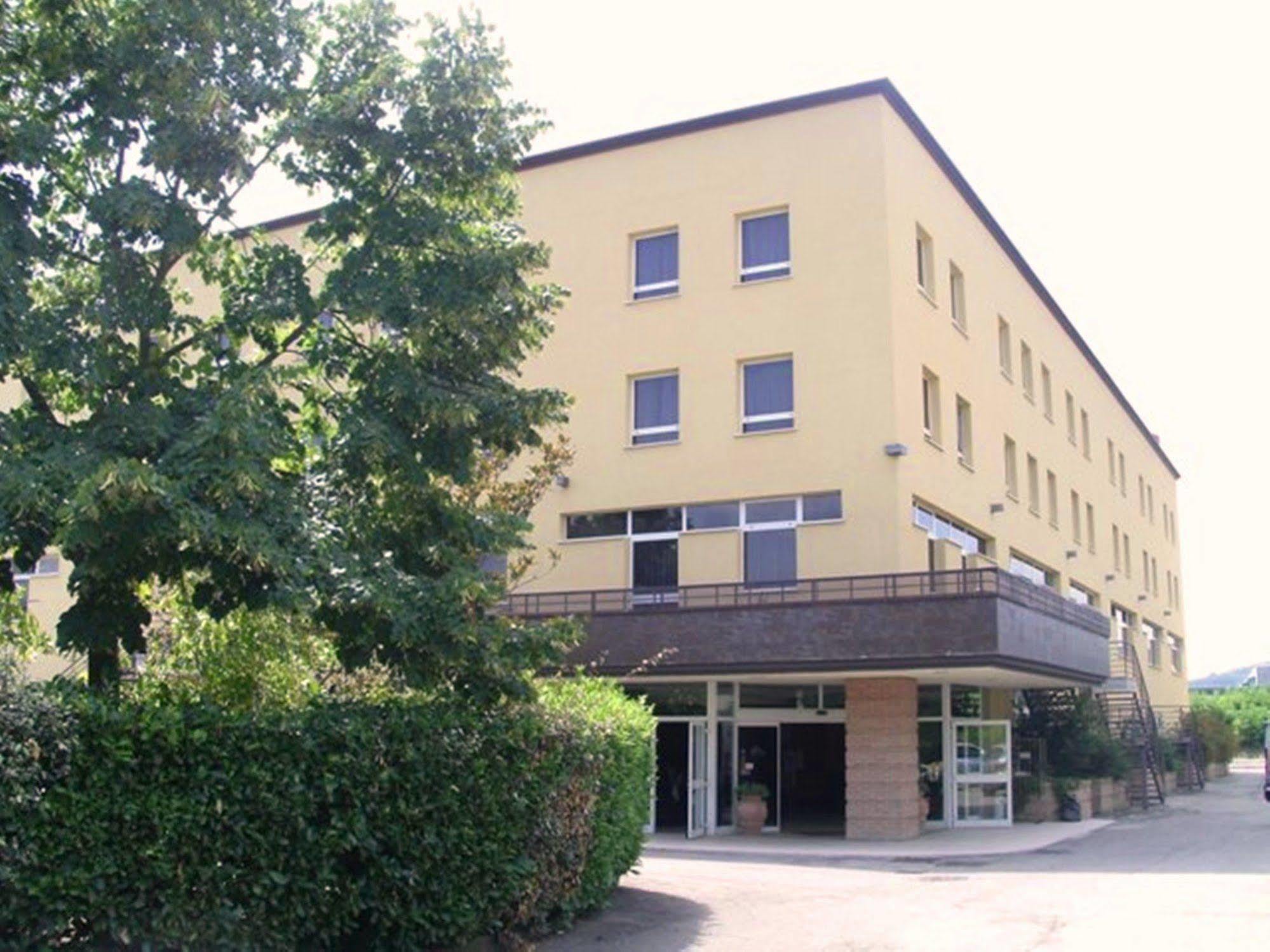 Europalace Hotel Todi Exterior foto